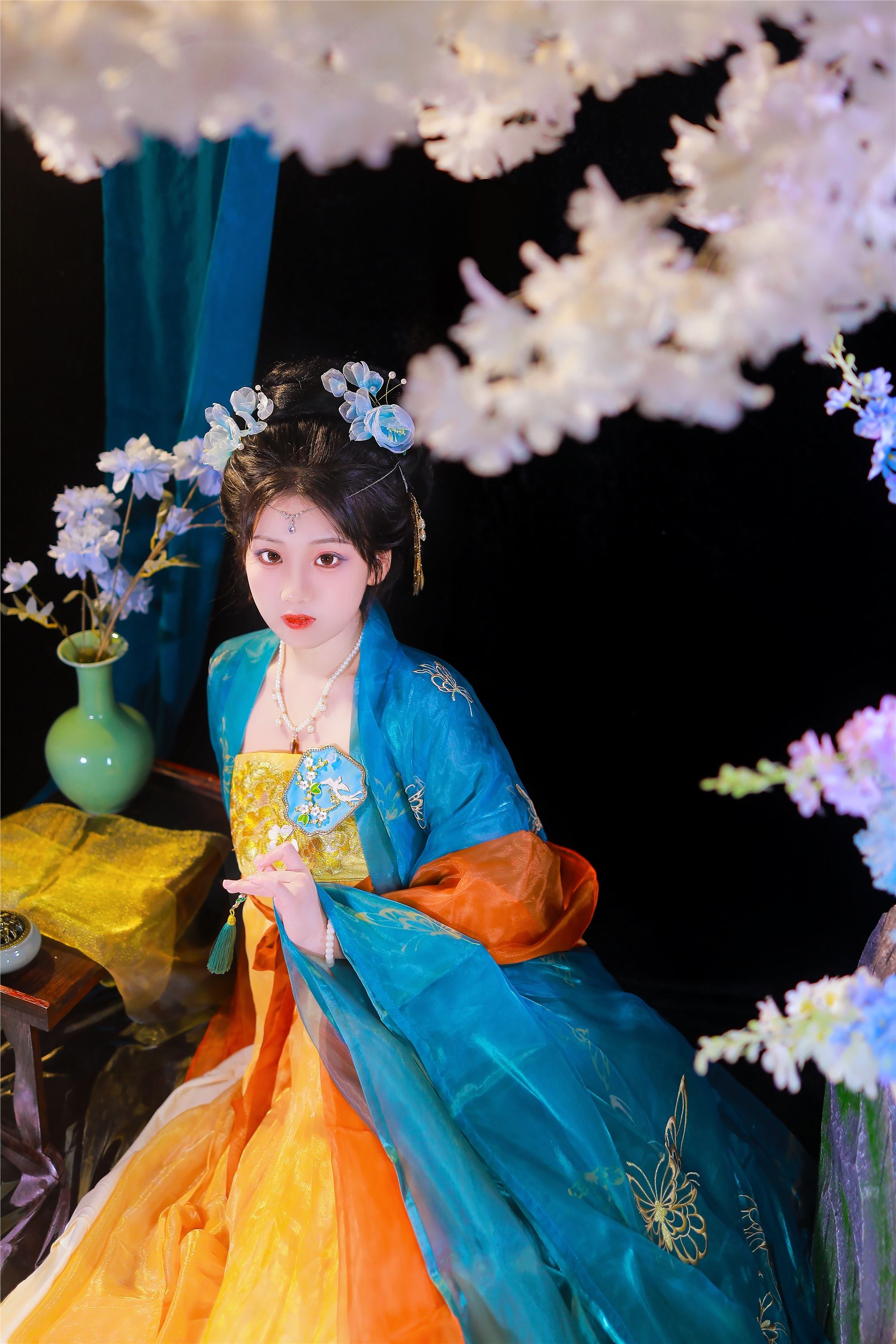 YITUYU艺图语 2025.01.28 虞美人 周周Ay